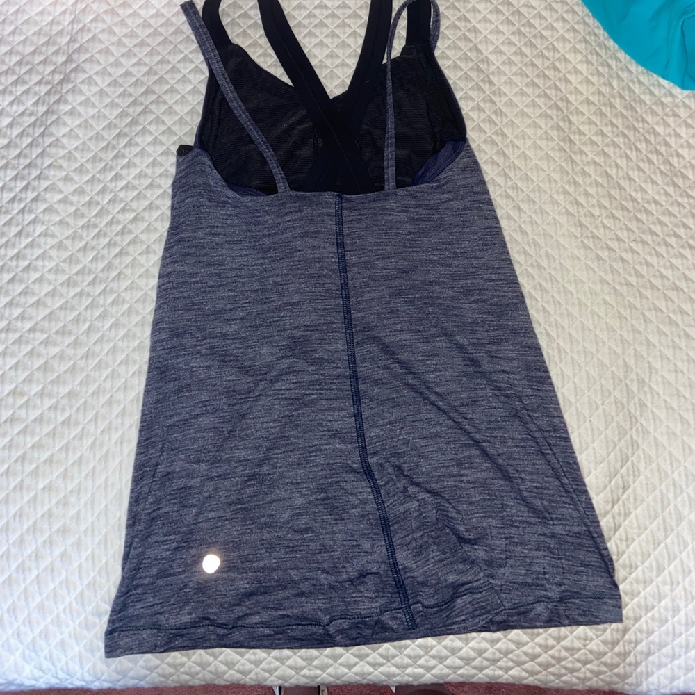 Lululemon  Run For Gold Tank - Picture 5 of 9